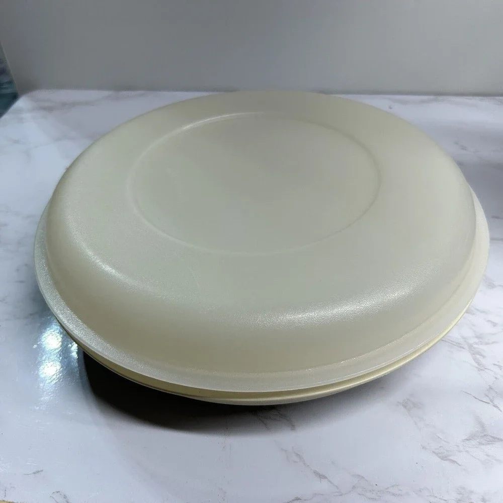 Tupperware bring touch